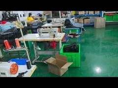 Τυλιζόμενο ηλιακό φορτιστή 4 Fold Unfold Μέγεθος 1670*500*5MM Τυλιζόμενο μέγεθος 440*500*50MM Απαραίτητο για ταξίδια